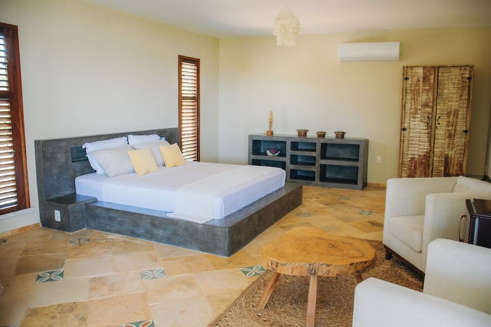Double Room, 1 King Bed, Sea View