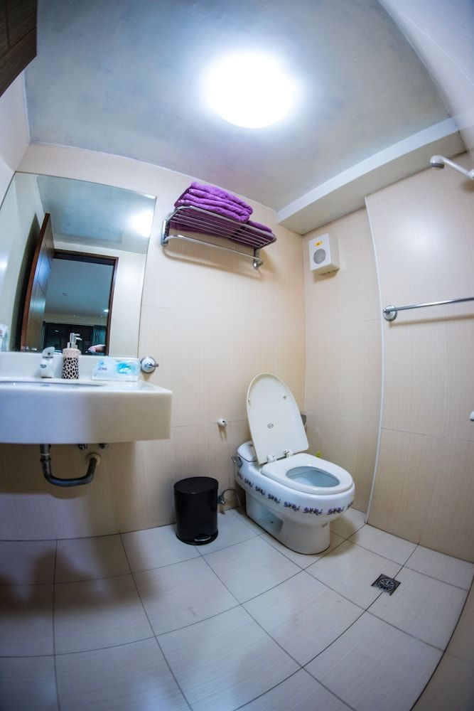 Sanyi Wei Wei Feng Business Double Room, 1 King Bed, Non Smoking 7