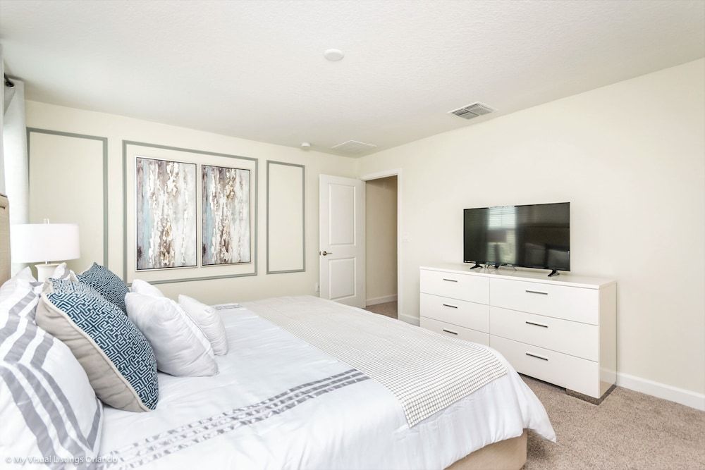 8939 Stinger Drive Villa (4 Bedrooms) 3