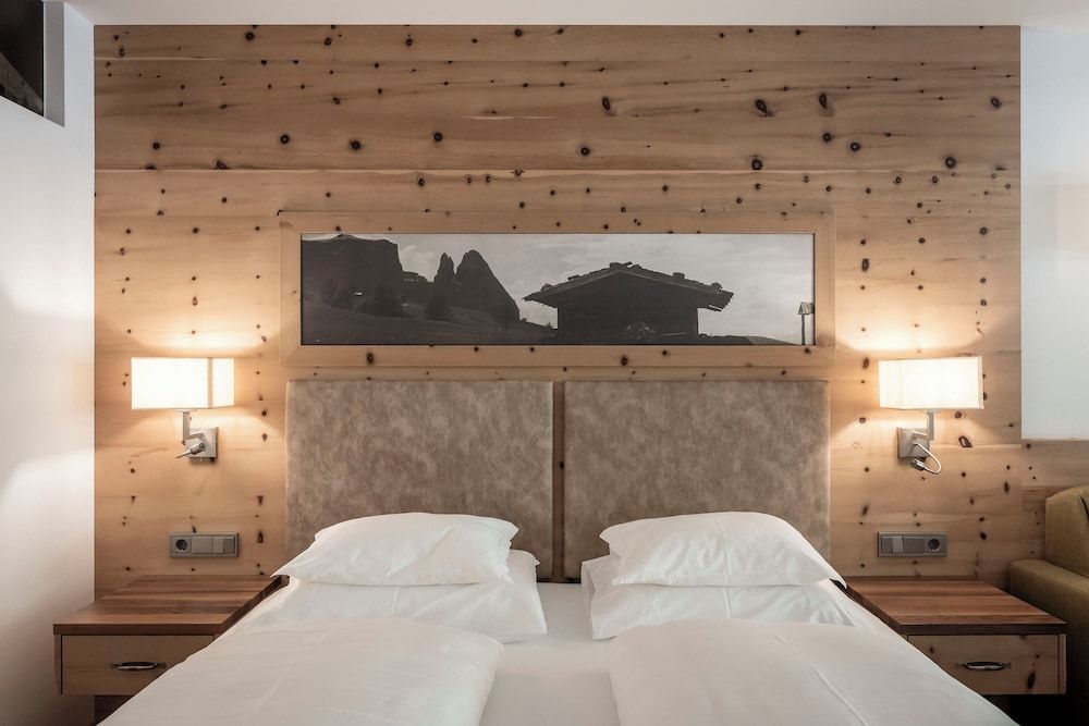 Comfort Double Room, Balcony, Mountain View