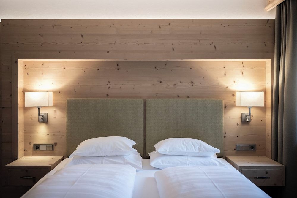 Double Room, Balcony, Valley View (St. Vigil)