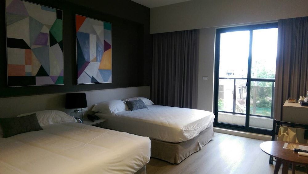 Buluba-Green Fields Quadruple Room