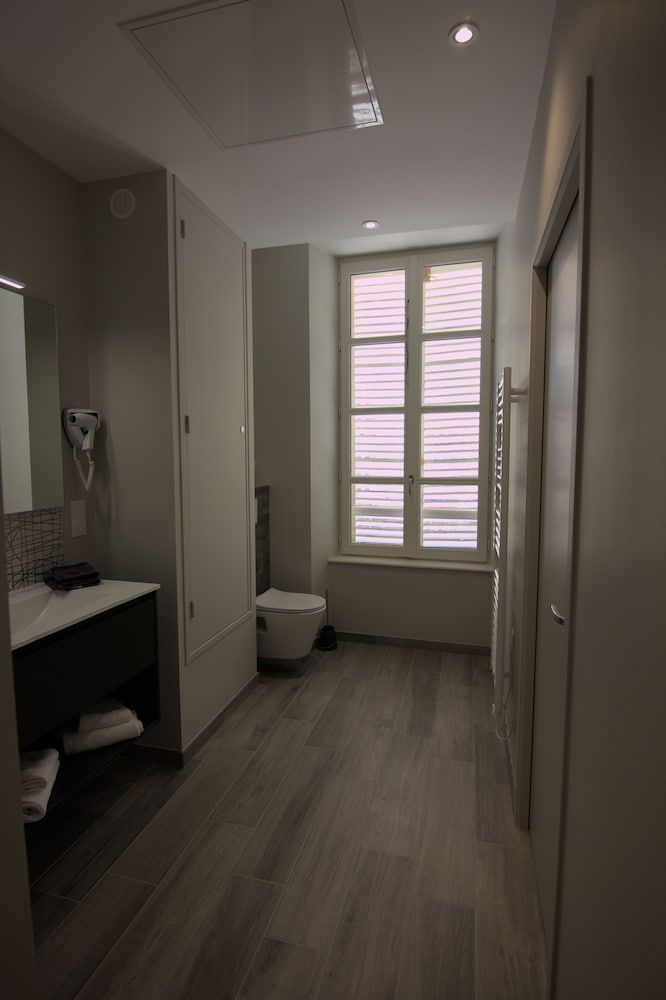 Belle Normandy Executive Room 10