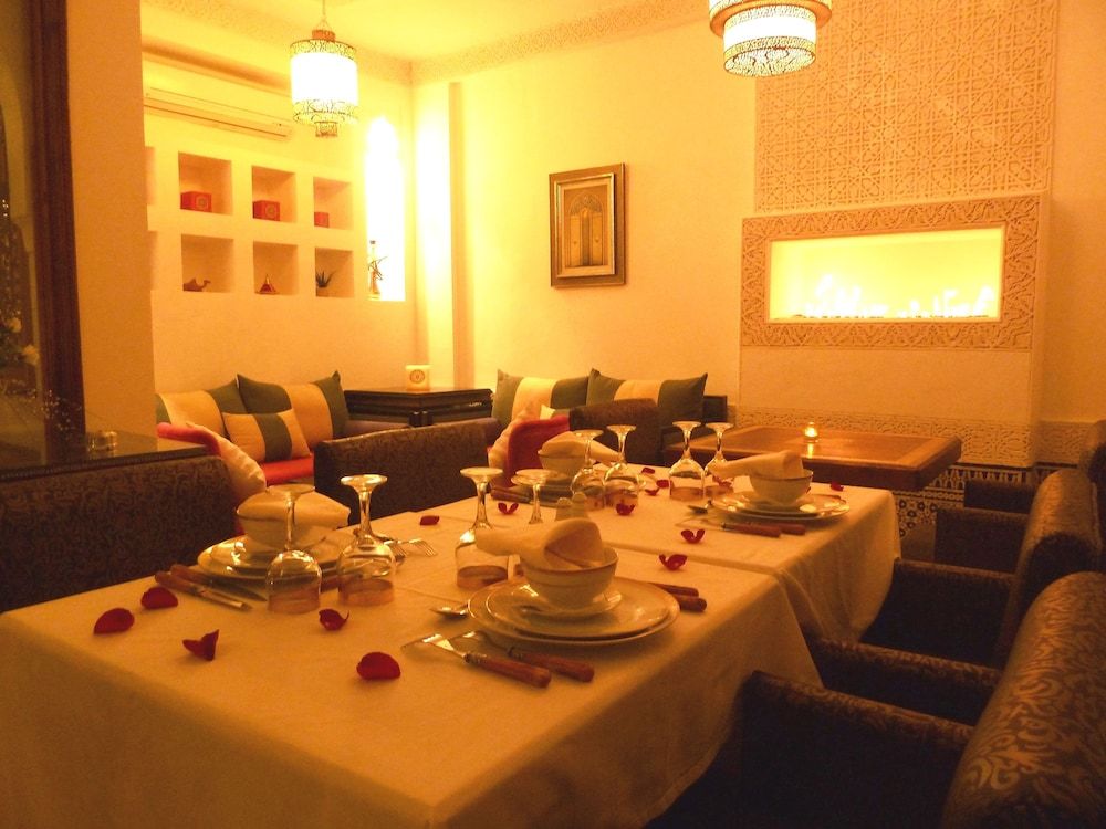 undefined Riad Viva 6