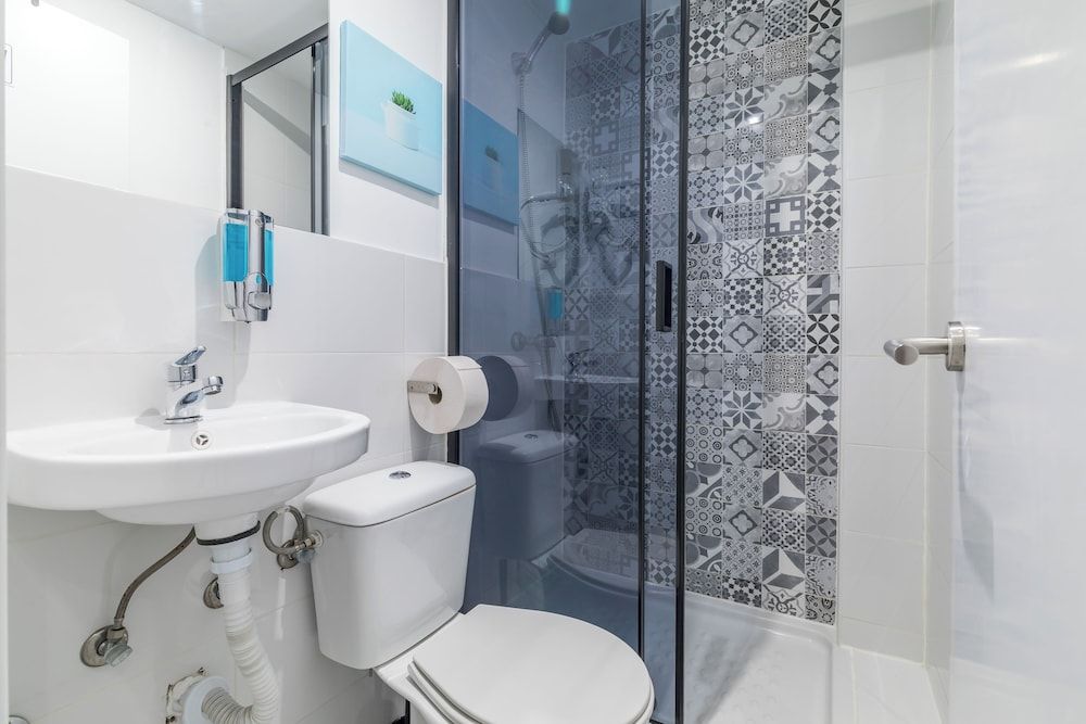 LooP América - Adults Only Double Room, Shared Bathroom 21