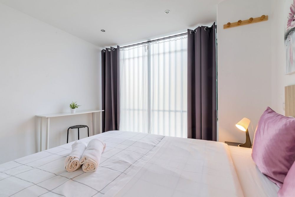 LooP América - Adults Only Double Room, Shared Bathroom 9