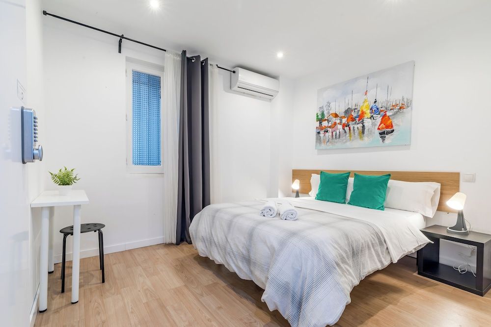 LooP América - Adults Only Double Room, Shared Bathroom 2