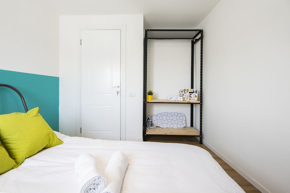 undefined AirTLV HaTikva Market Adorable Apt 10