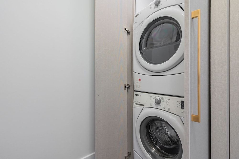 RS Boutique Suites Design Condo 17