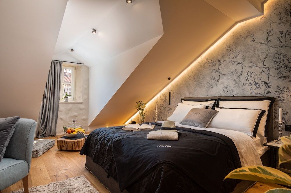 La Vita e Bella V Superior Double Room (on the 4th floor)