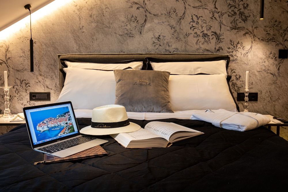 La Vita e Bella V Superior Double Room (on the 4th floor) 2