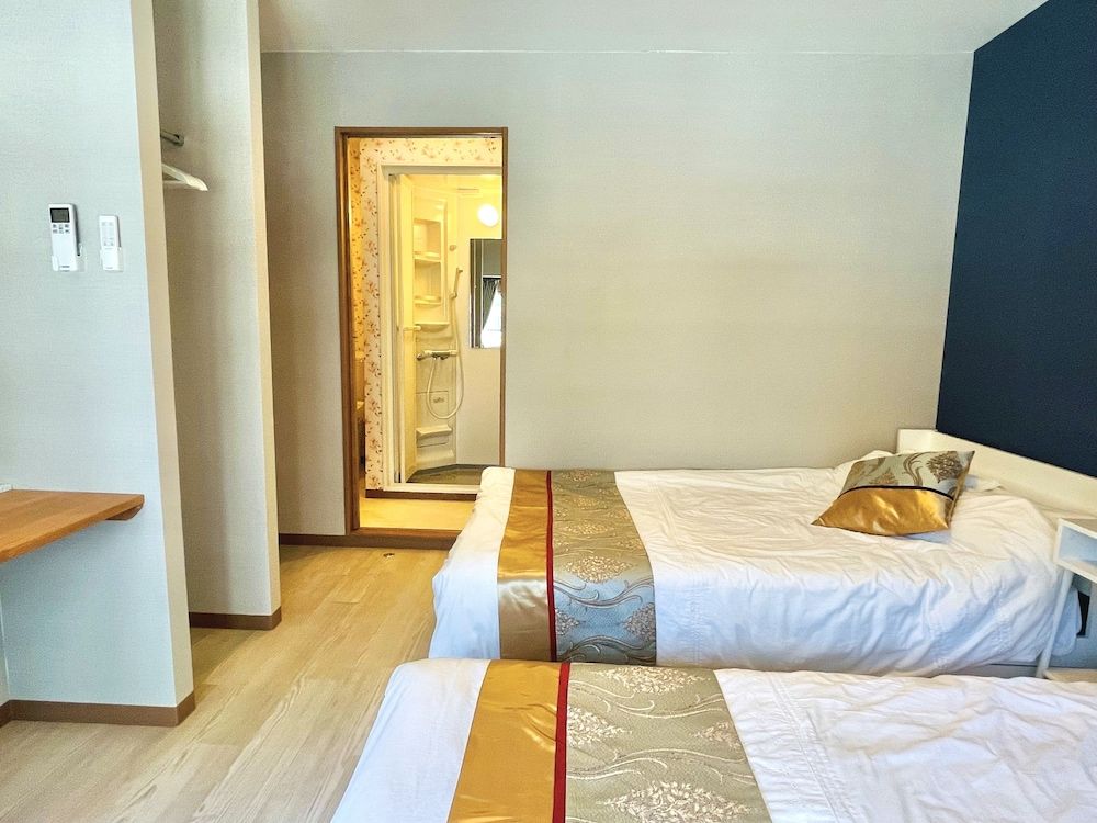 undefined 323Nanba-Near the station 2