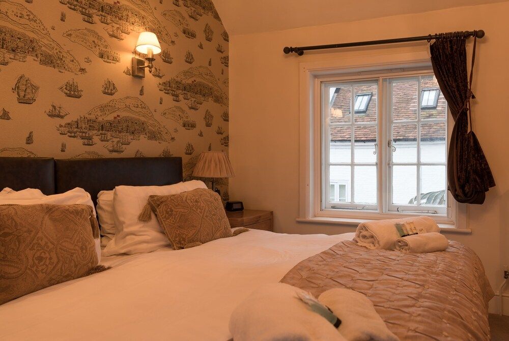 The Union Inn Quadruple Room 3