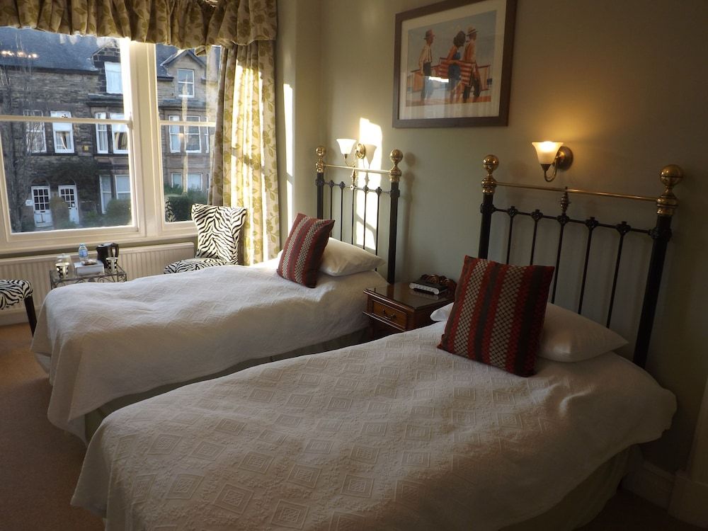 Twin Room (Goodrich)