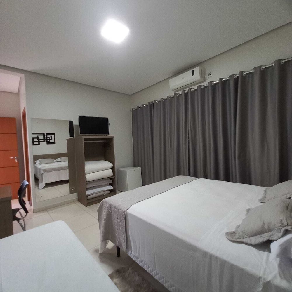 Hotel D'Napoles Triple Room, 2 Bedrooms