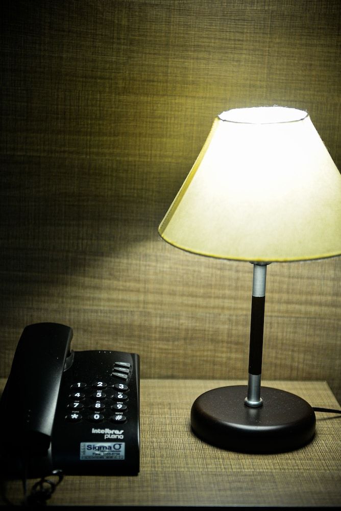 Hotel D'Napoles Single Room, 2 Bedrooms 7