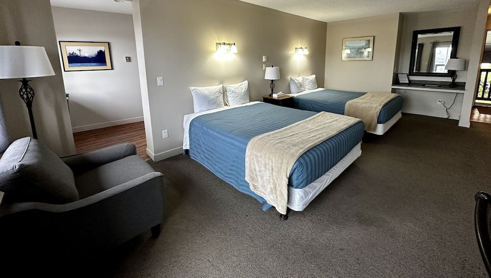 Classic Room, 2 Queen Beds, Kitchen, Harbor View