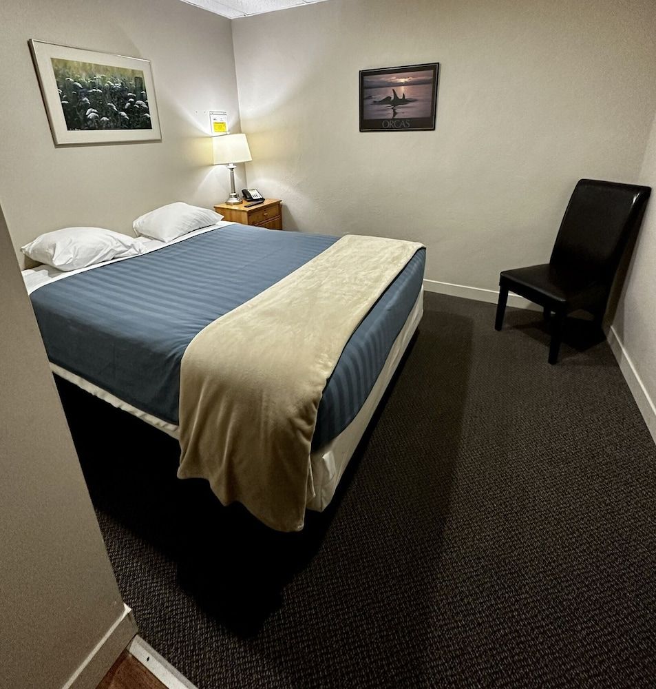 Classic Room, 1 Queen Bed with Sofa bed, Kitchen