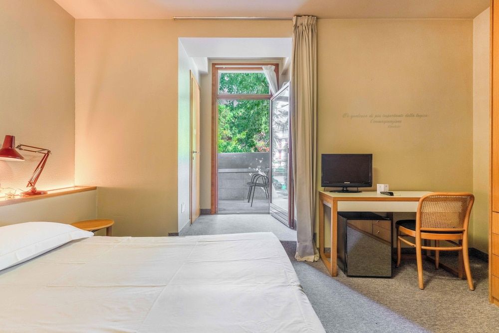 Albergo Sorriso Classic Double or Twin Room 13