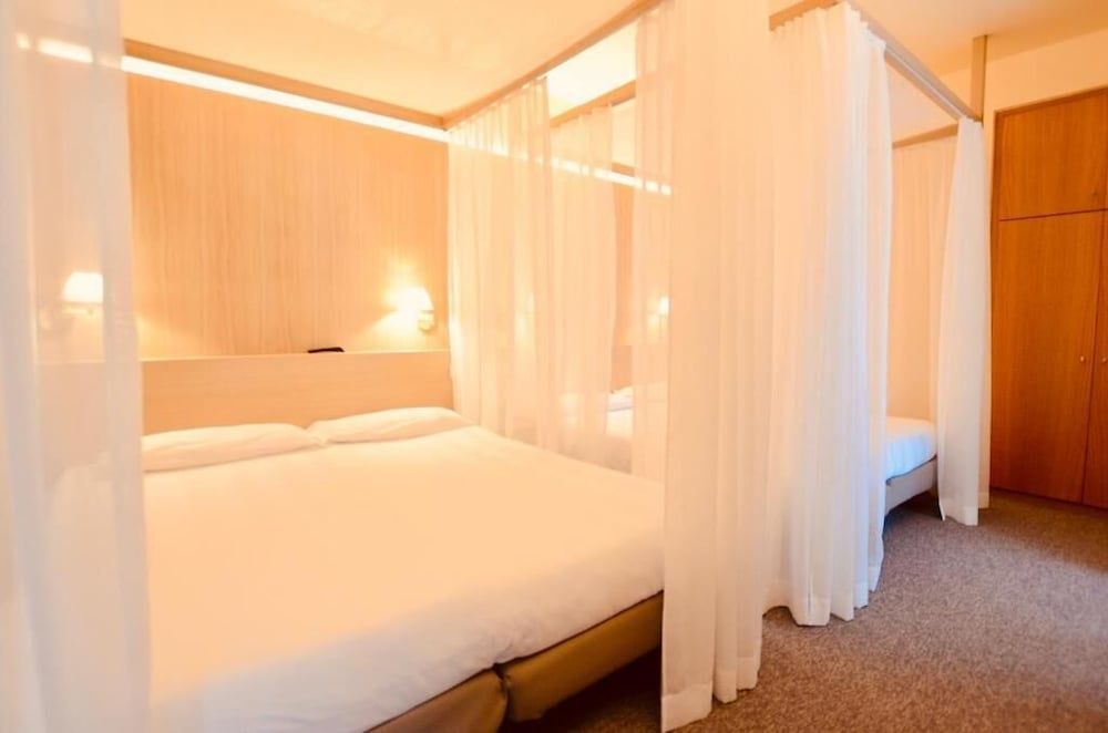 Albergo Sorriso Family Quadruple Room 5