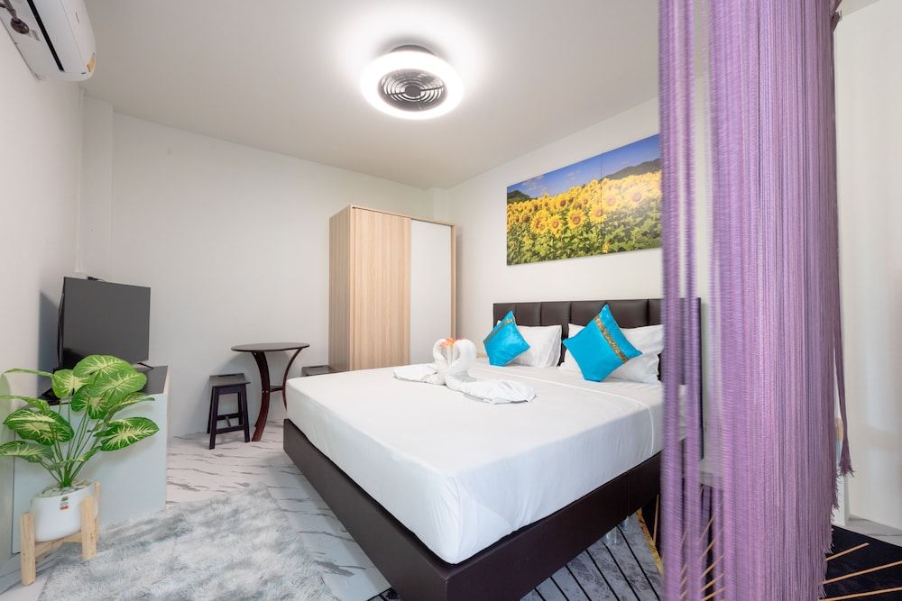 Baan Waru Seaview Superior Modern Room 5