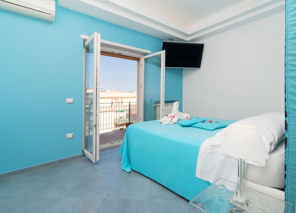 undefined Emily Suites 8