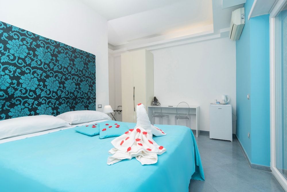 undefined Emily Suites 7
