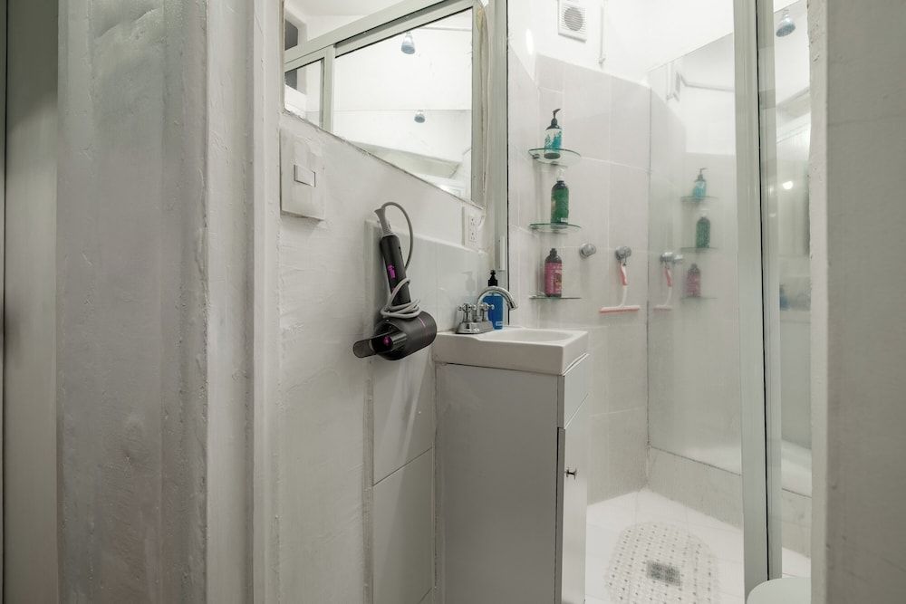 Casa Itzae B&B Polanquito Dog Friendly VERDE, PEQUEÑO BAÑO COMPARTIDO, NO PETS, NO WINDOWS 10