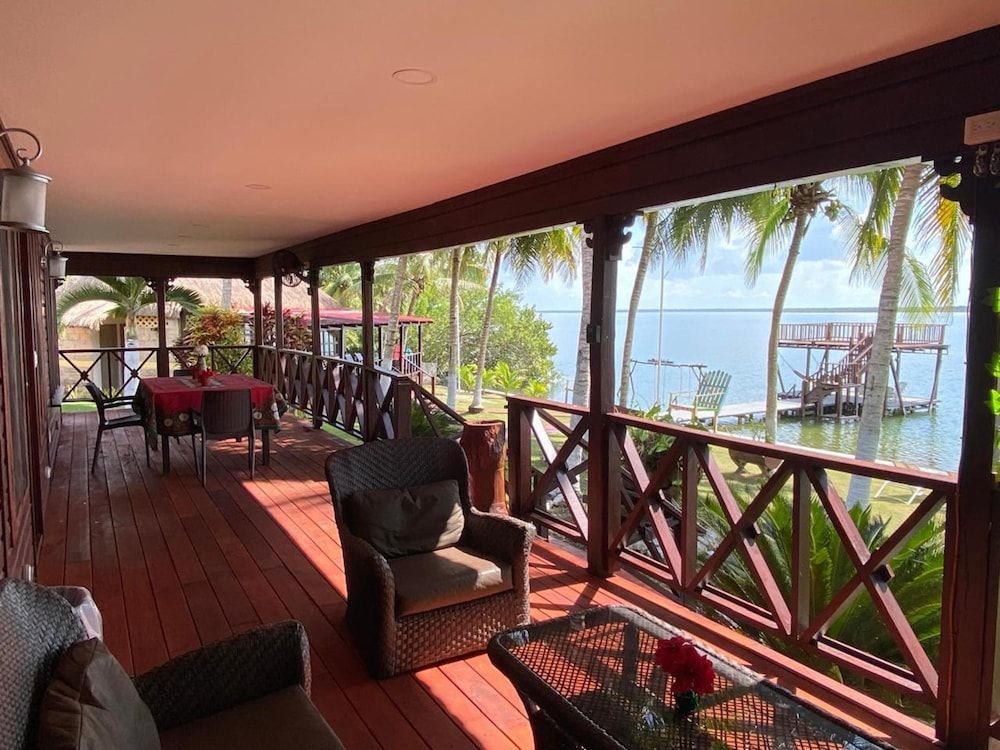 Coras Place Bacalar Lagoon Front Deluxe Villa 16