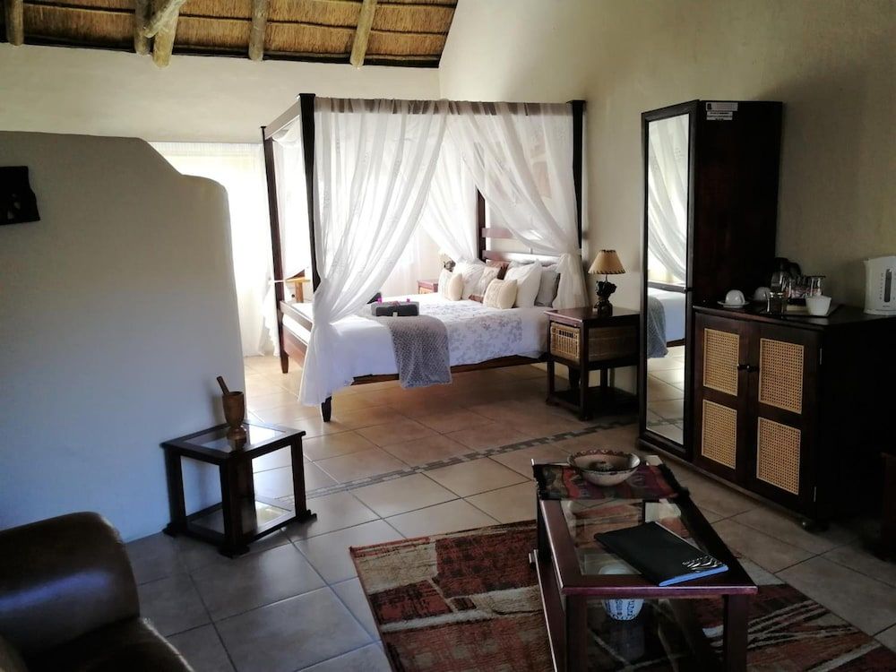 Honeymoon Suite