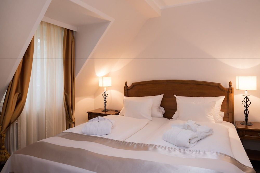 Top Hotel Jagdschloss Niederwald Suite 3