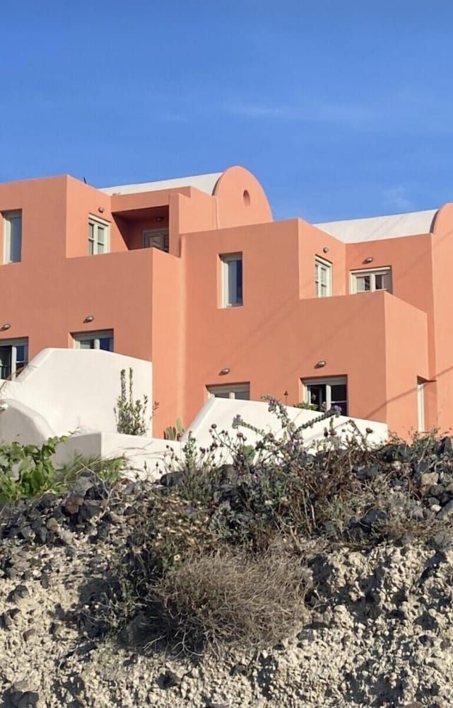 undefined Pink Freud Villas Santorini 6