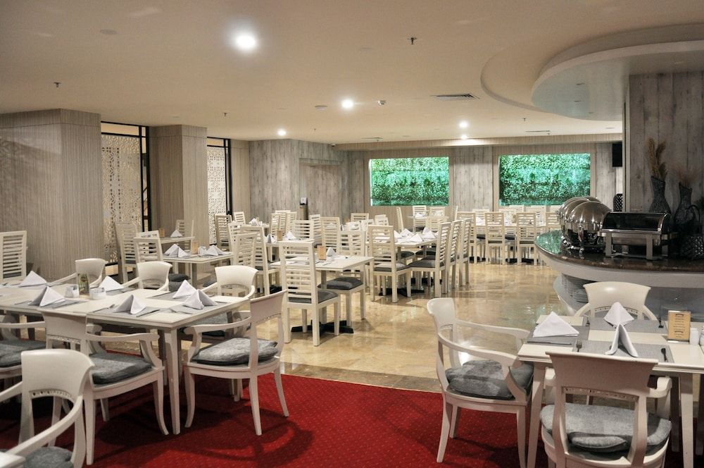 undefined Beverly Hotel Batam 3