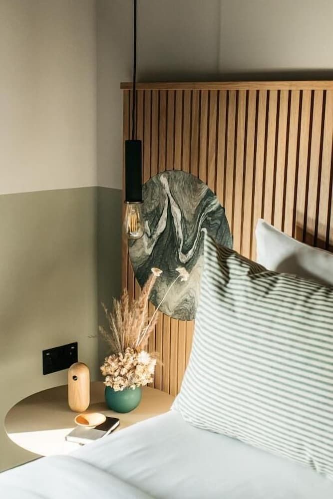 Port Hotel Classic Double Room, City View 5