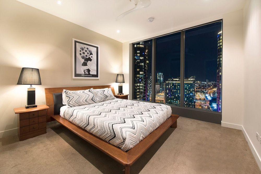 3 Bedroom - 2 Bathroom City View
