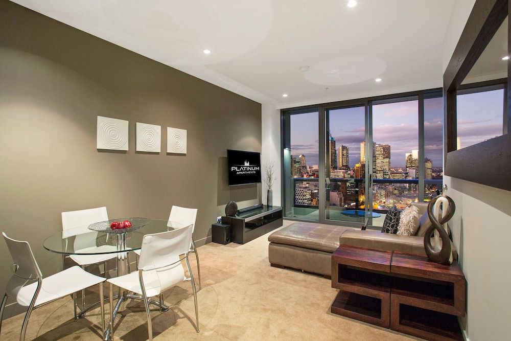 1 Bedroom -1 Bathroom Mid Level with Balcony