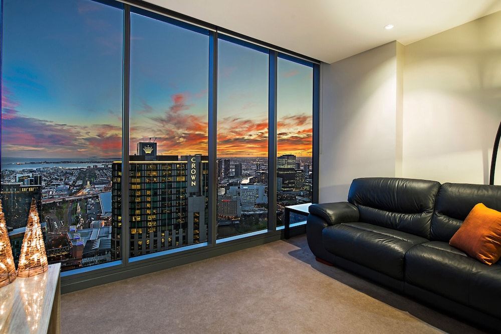2 Bedroom - 2 Bathroom Sub Penthouse Level