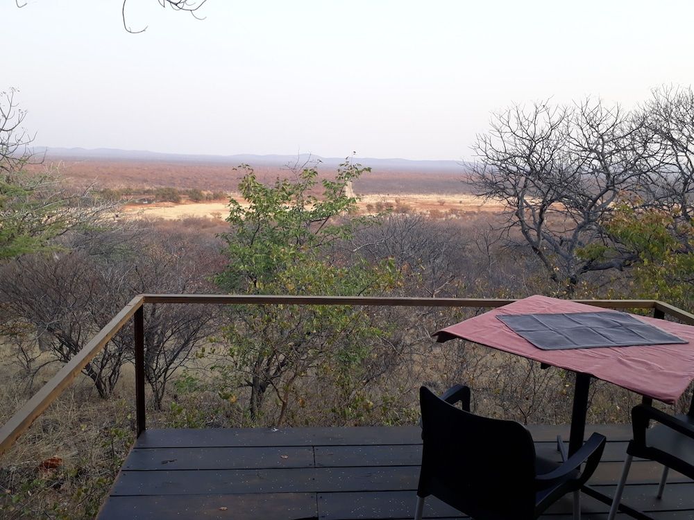Onduri Lodge - In Okaukuejo Standard Triple Room 3