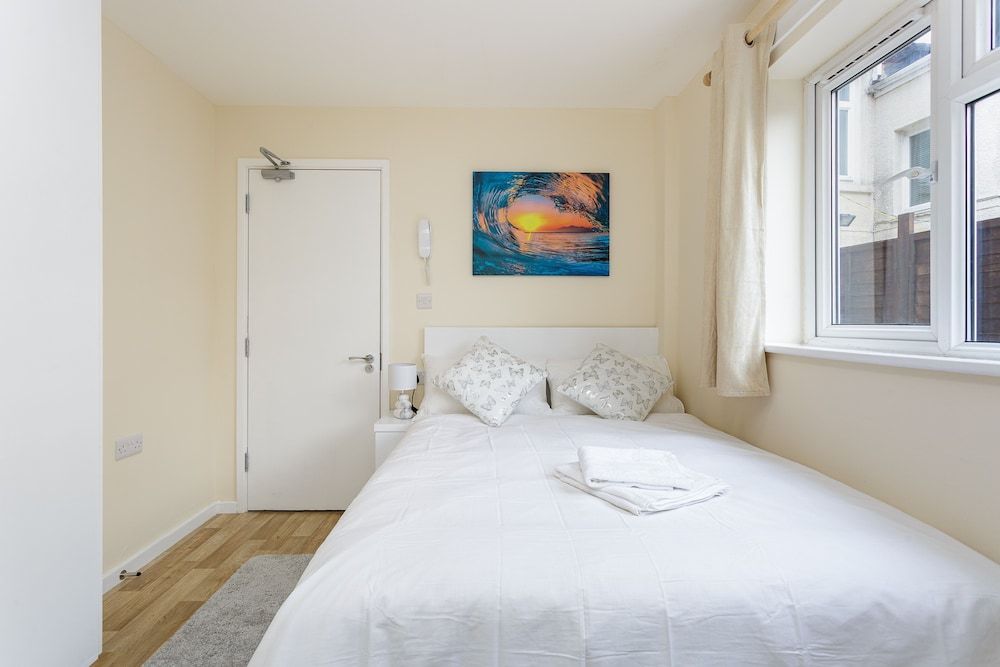 Studio, Ensuite (Flat 2)