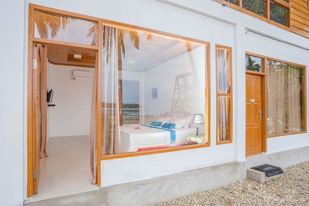 Baloho Beach Hotel Standard Twin Room 3