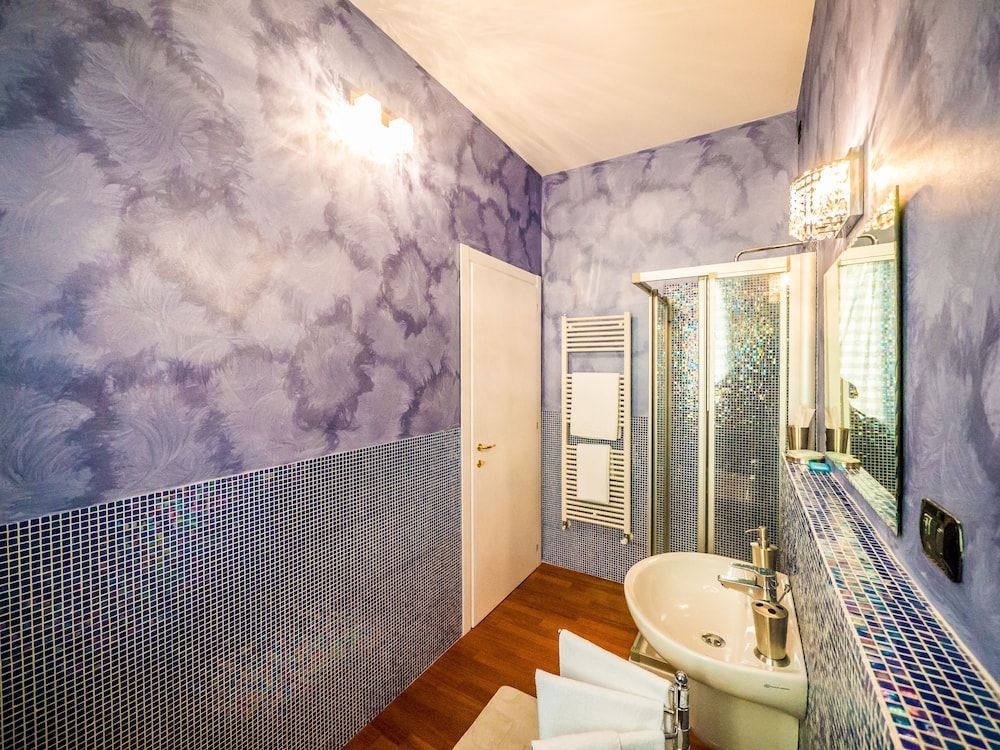 Villa Bellini Standard Double Room 8