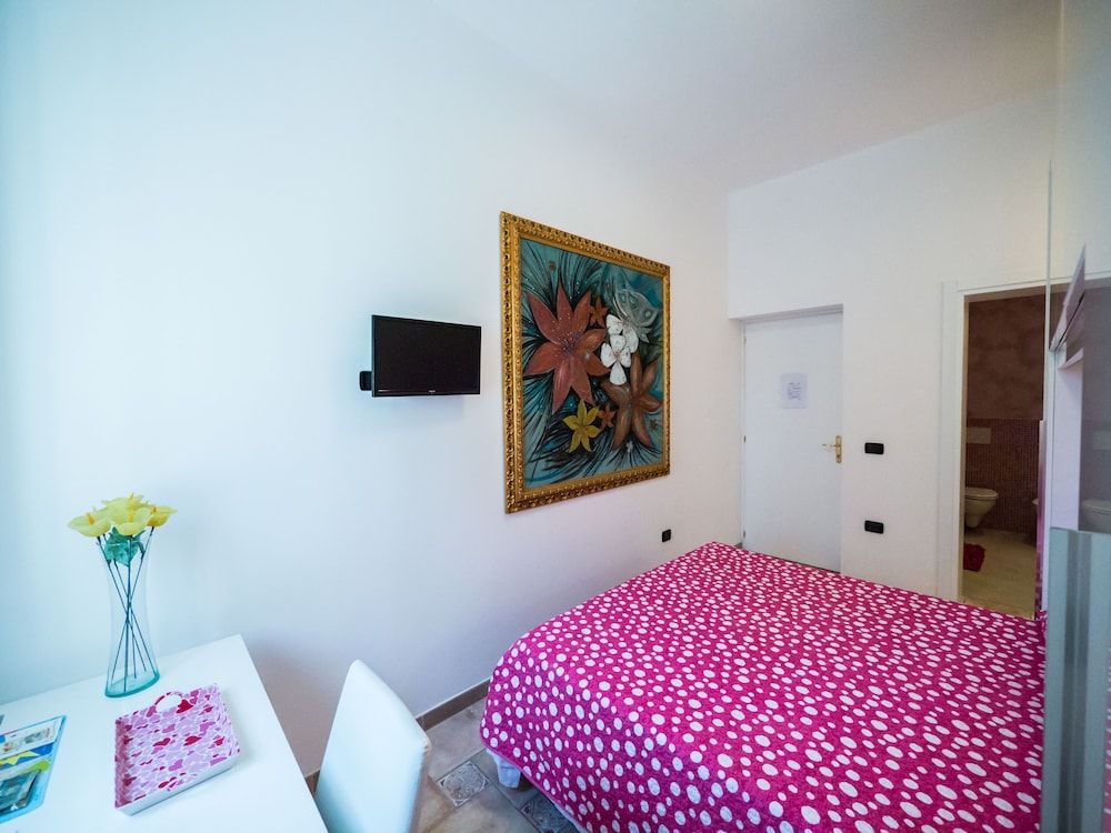 Villa Bellini Double Room, Garden View 4