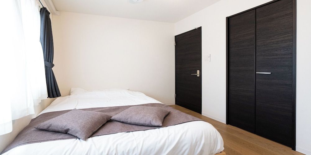 UCHI Susukino 5.7 Comfort Room (3)