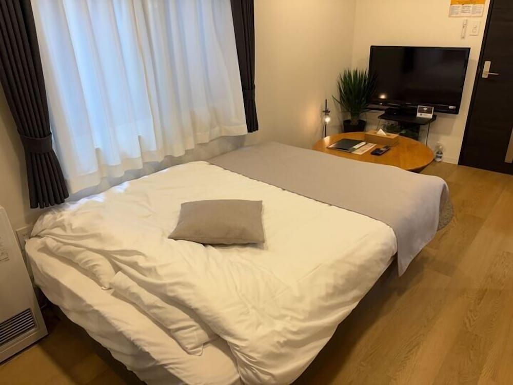 UCHI Susukino 5.7 Comfort Room (1) 4