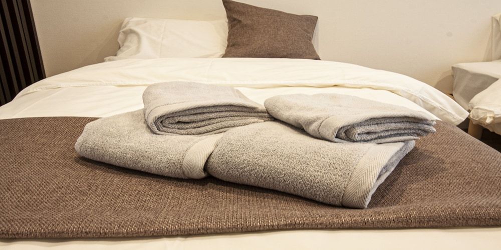 UCHI Susukino 5.7 Comfort Room (3) 6