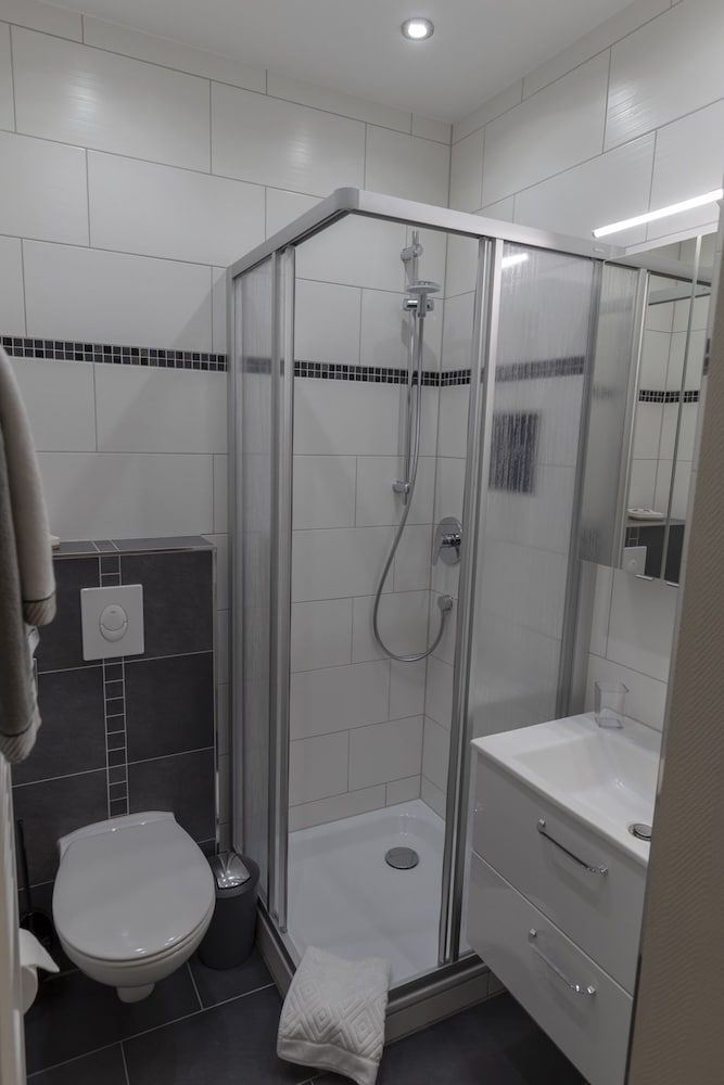 Mey Hotel Standard Single Room 4