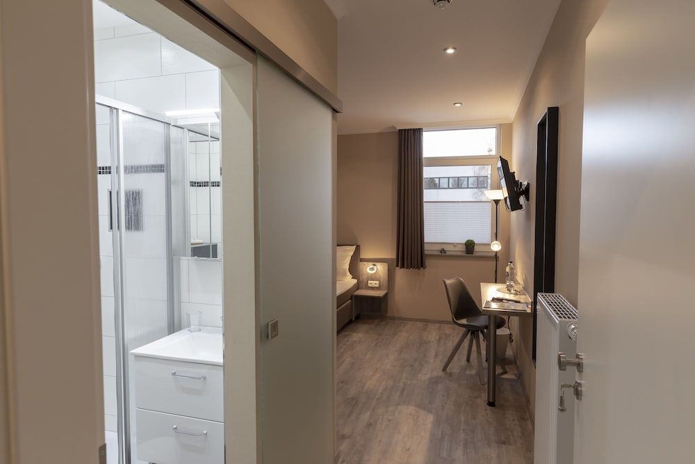 Mey Hotel Standard Single Room 3