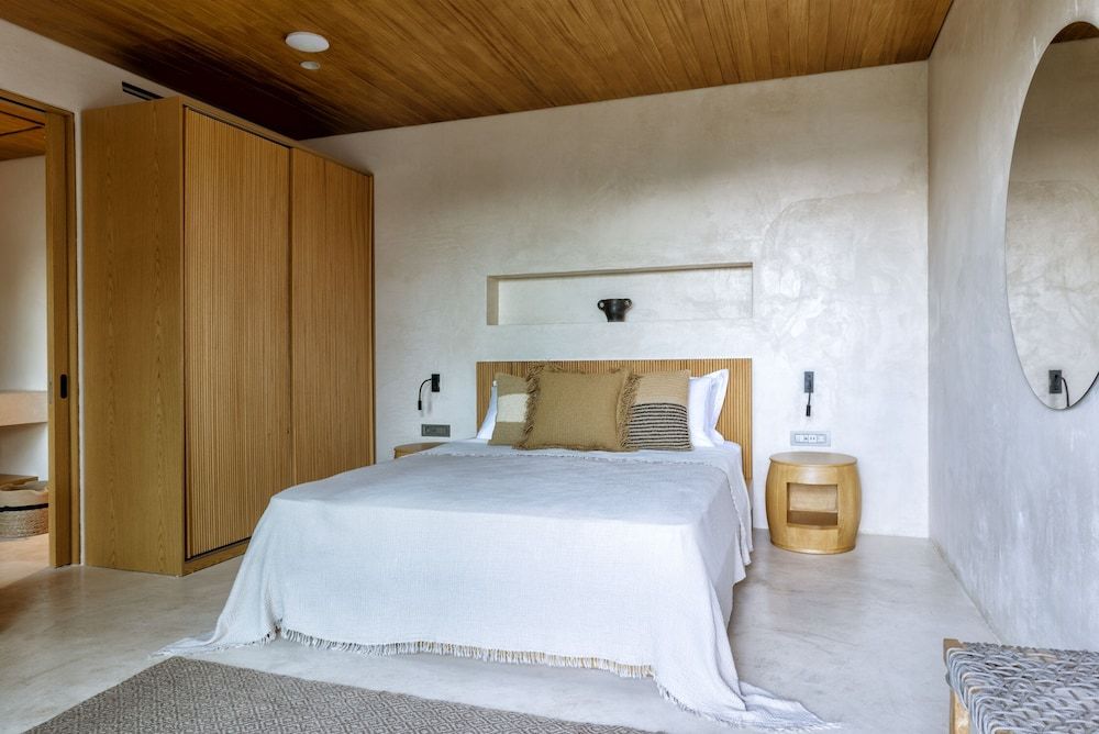 undefined Birdcage 33 Hotel - Adult Only 5