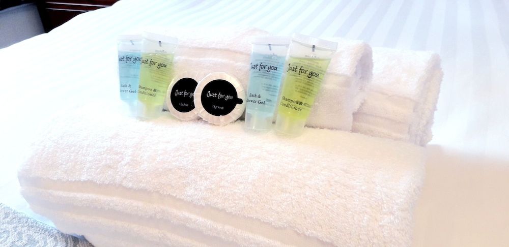 The Railway Hotel Twin Room 7