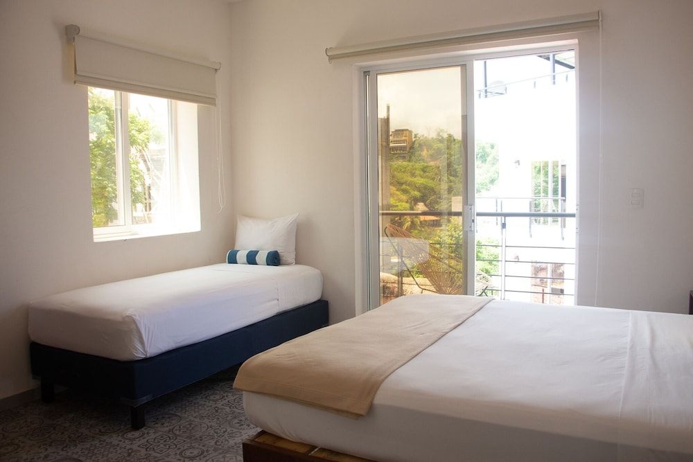 Viajero Sayulita Hostel Superior Triple Room 4